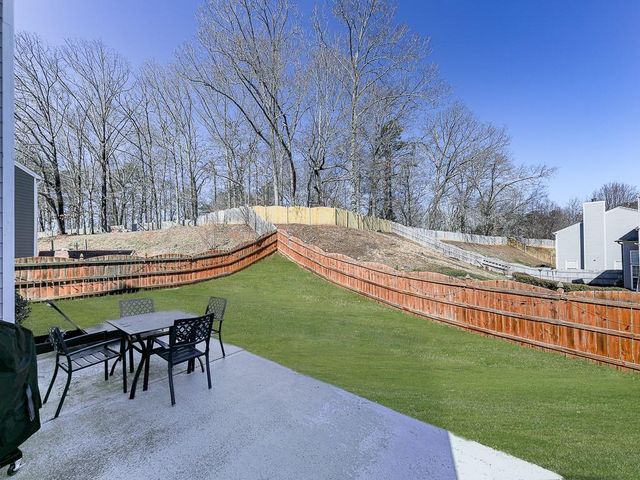 534 Drifton Way, Woodstock, GA 30188