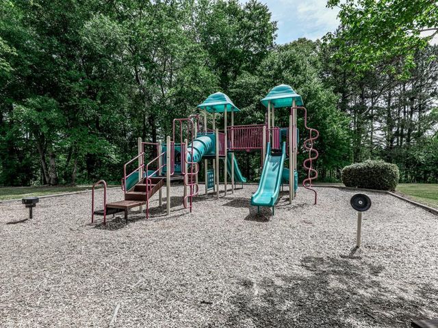 534 Drifton Way, Woodstock, GA 30188