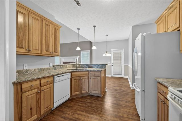 127 Ash Court SE, Calhoun, GA 30701