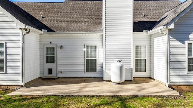 127 Ash Court SE, Calhoun, GA 30701