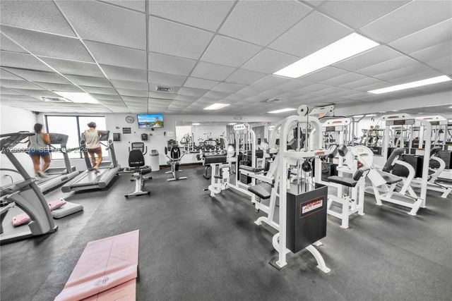 3725 S Ocean Drive 1220, Hollywood, FL 33019