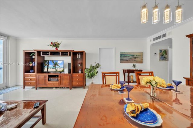 3725 S Ocean Drive 1220, Hollywood, FL 33019