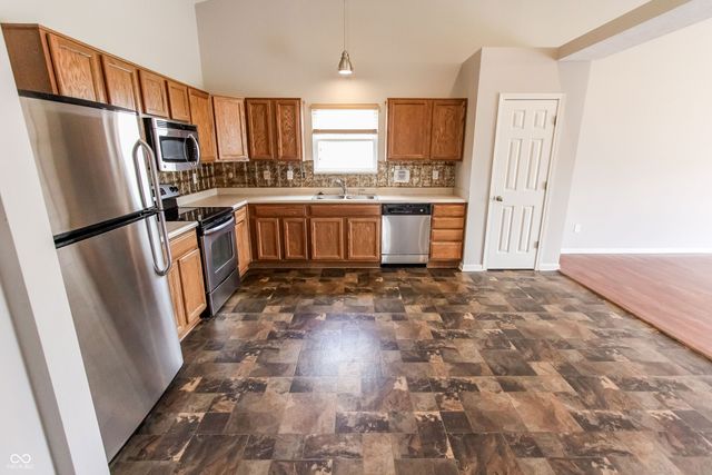 7617 Cloudy Court, Indianapolis, IN 46113