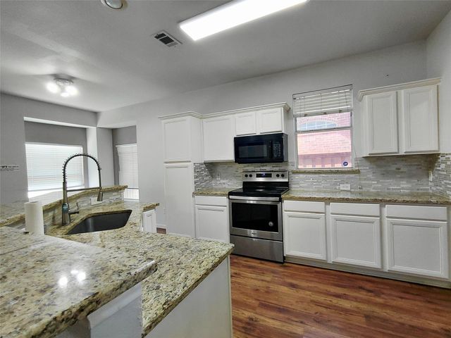 3613 Stockton Drive, Carrollton, TX 75010