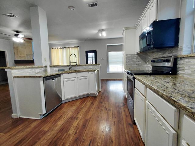 3613 Stockton Drive, Carrollton, TX 75010