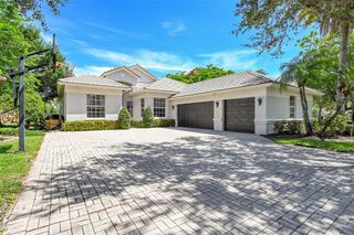 11163 NW 69th Pl, Parkland, FL 33076