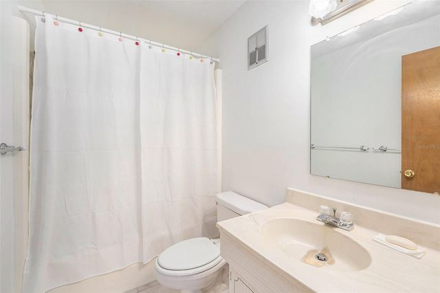 5623 80TH STREET N 211, St Petersburg, FL 33709