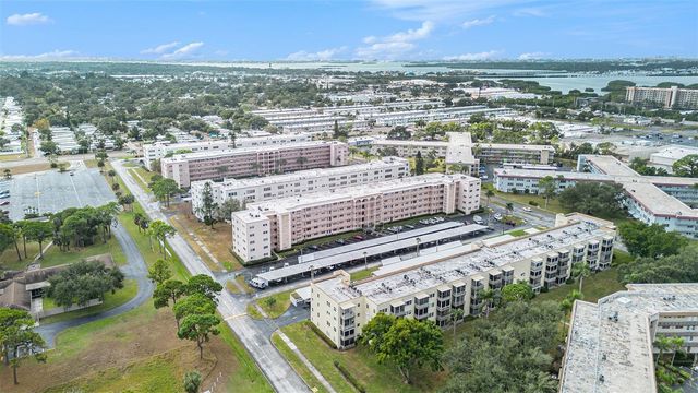 5623 80TH STREET N 211, St Petersburg, FL 33709