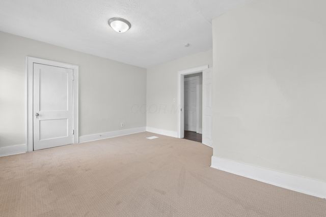 212 S Harris Avenue, Columbus, OH 43204
