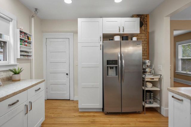182 Dixon Street, Madison, WI 53704