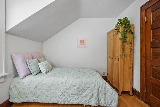 182 Dixon Street, Madison, WI 53704