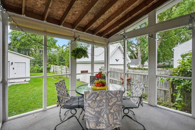 182 Dixon Street, Madison, WI 53704
