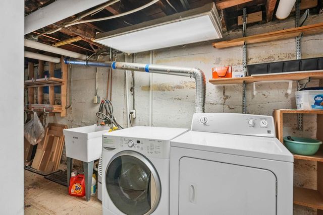 182 Dixon Street, Madison, WI 53704