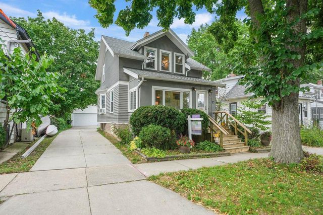 182 Dixon Street, Madison, WI 53704