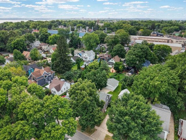 182 Dixon Street, Madison, WI 53704