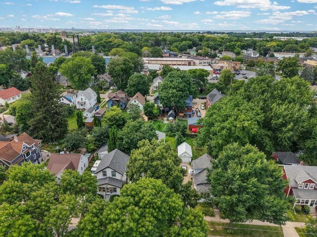 182 Dixon Street, Madison, WI 53704