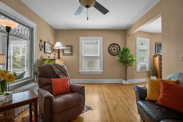 182 Dixon Street, Madison, WI 53704