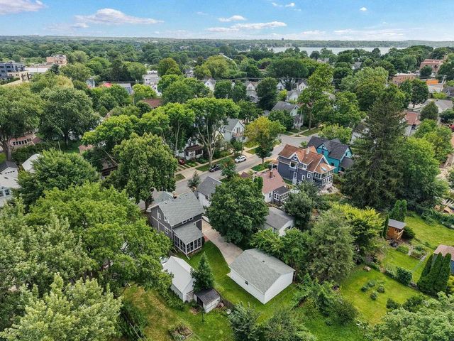 182 Dixon Street, Madison, WI 53704