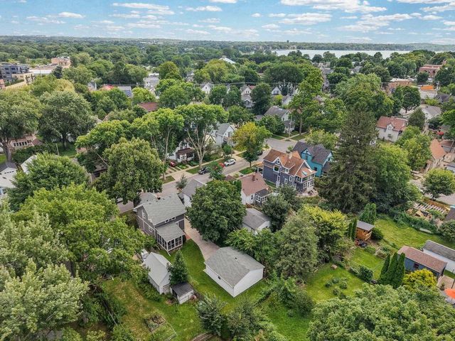 182 Dixon Street, Madison, WI 53704