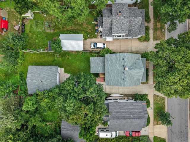 182 Dixon Street, Madison, WI 53704