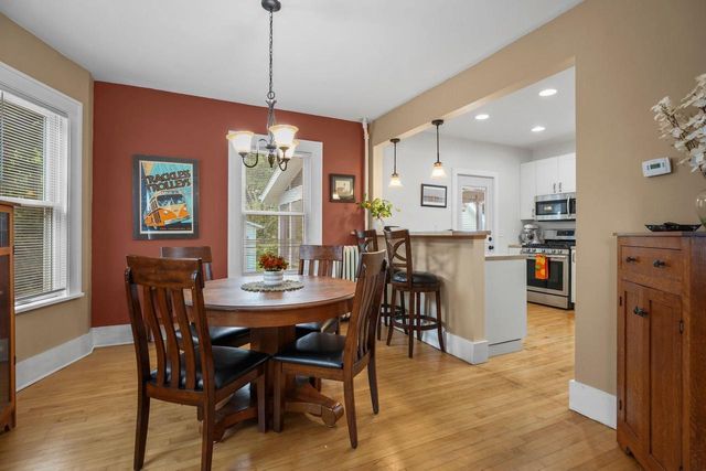 182 Dixon Street, Madison, WI 53704