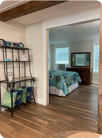 911 11th Street 2, Galveston, TX 77550