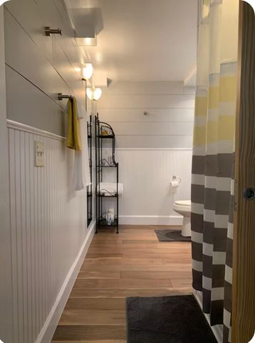 911 11th Street 2, Galveston, TX 77550