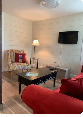 911 11th Street 2, Galveston, TX 77550