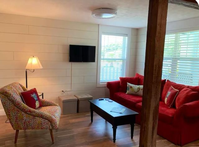 911 11th Street 2, Galveston, TX 77550