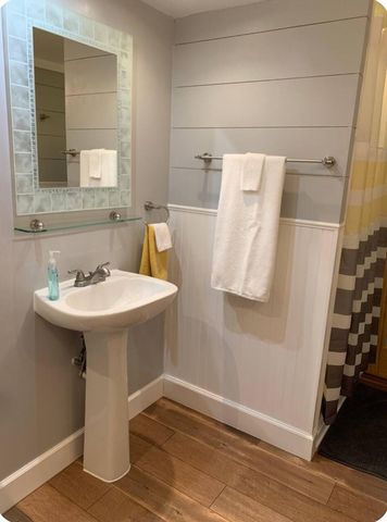 911 11th Street 2, Galveston, TX 77550