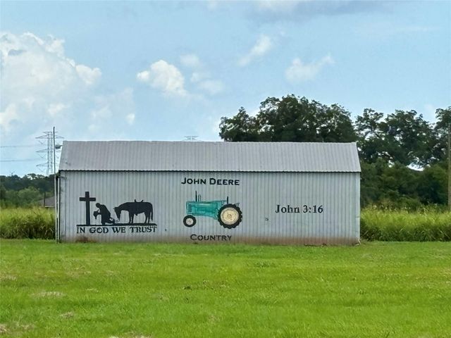9264 Fm-1728, Boling, TX 77420
