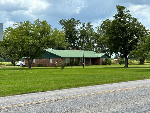 9264 Fm-1728, Boling, TX 77420