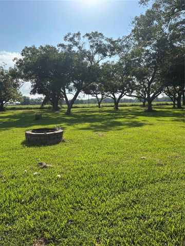 9264 Fm-1728, Boling, TX 77420