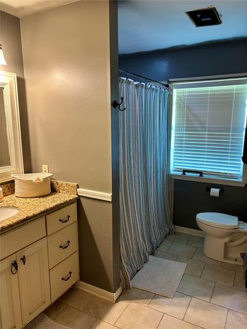 9264 Fm-1728, Boling, TX 77420
