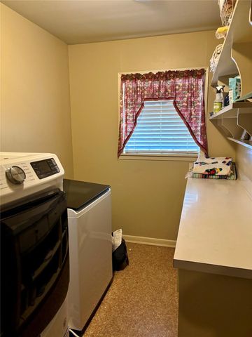 9264 Fm-1728, Boling, TX 77420