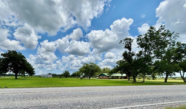 9264 Fm-1728, Boling, TX 77420