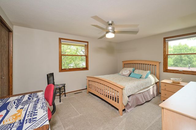 2435 Viking Court NW, Rochester, MN 55901