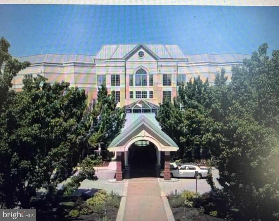 6 CONIFER CT, Princeton, NJ 08540