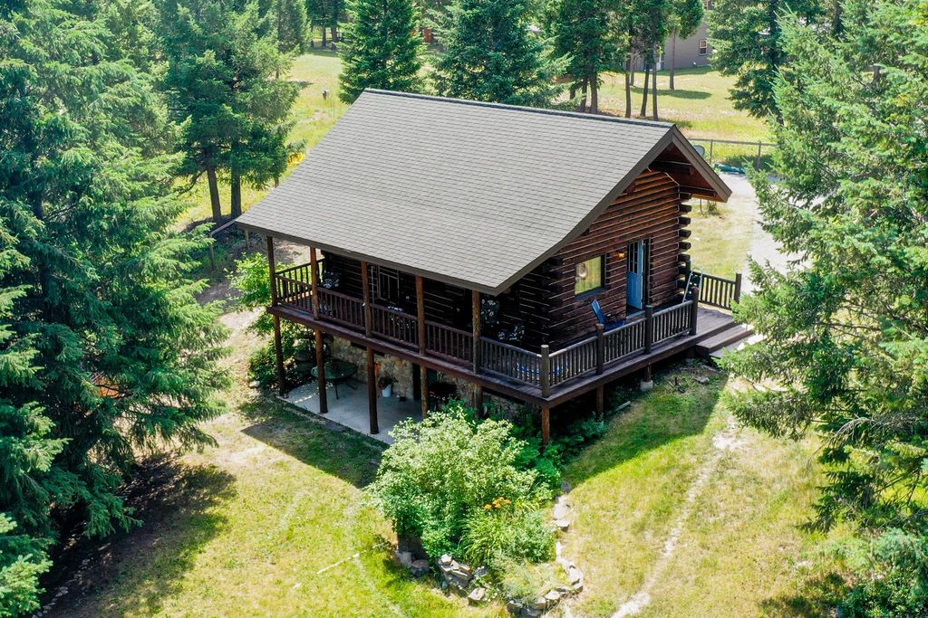 Image 2 of property listing at 87 Badger Trail, Eureka, MT 59917