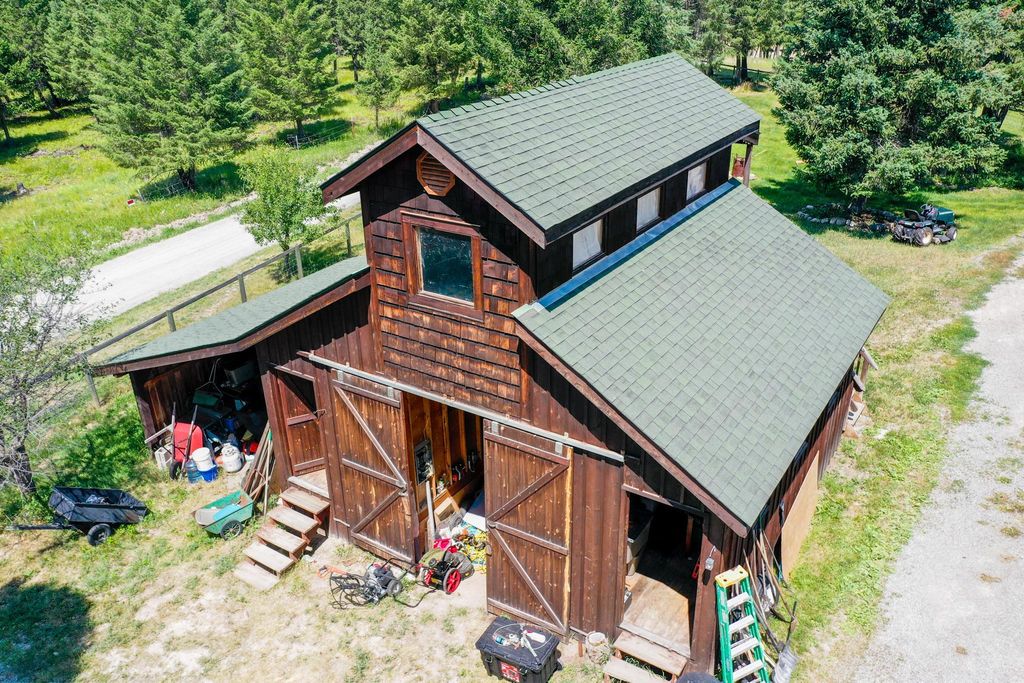 Image 6 of property listing at 87 Badger Trail, Eureka, MT 59917
