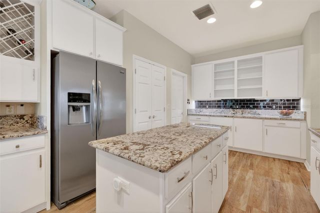 1880 EDGEWATER DRIVE, Mount Dora, FL 32757