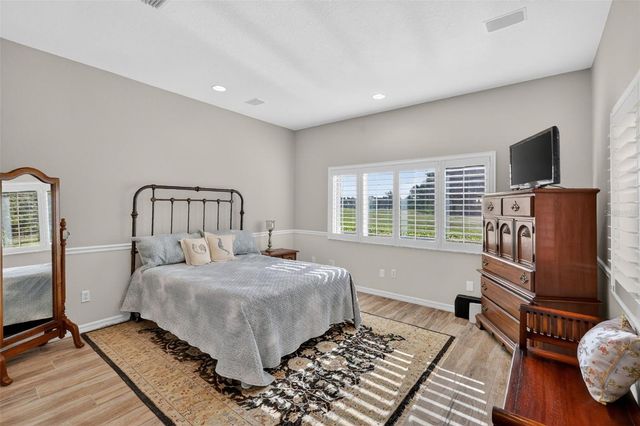 1880 EDGEWATER DRIVE, Mount Dora, FL 32757