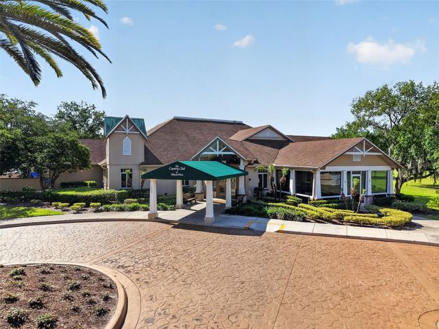 1880 EDGEWATER DRIVE, Mount Dora, FL 32757