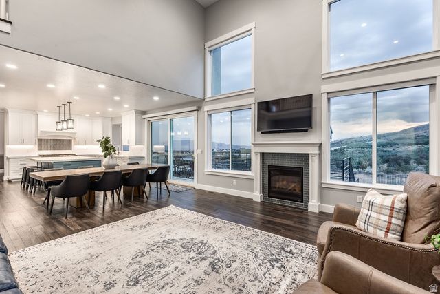 12459 N MINOTS LEDGE DR, Highland, UT 84003