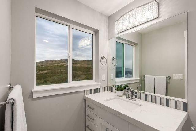 12459 N MINOTS LEDGE DR, Highland, UT 84003