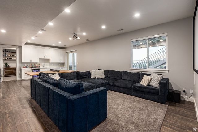 12459 N MINOTS LEDGE DR, Highland, UT 84003