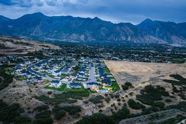 12459 N MINOTS LEDGE DR, Highland, UT 84003