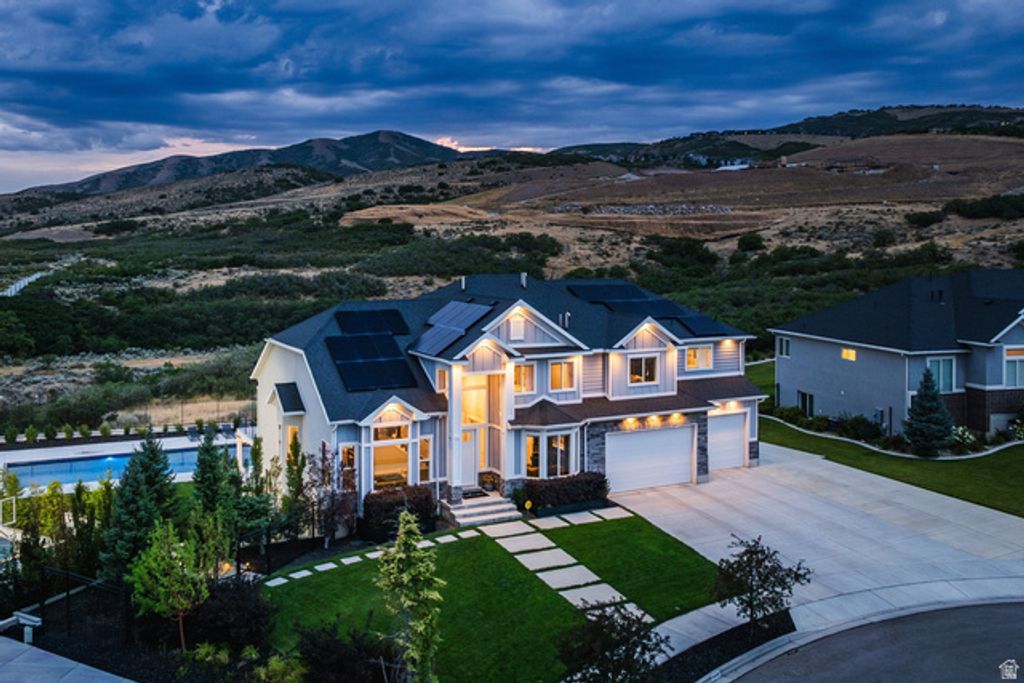 12459 N MINOTS LEDGE DR, Highland, UT 84003 — exterior