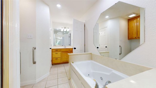 3008 Karen Way, Granbury, TX 76049