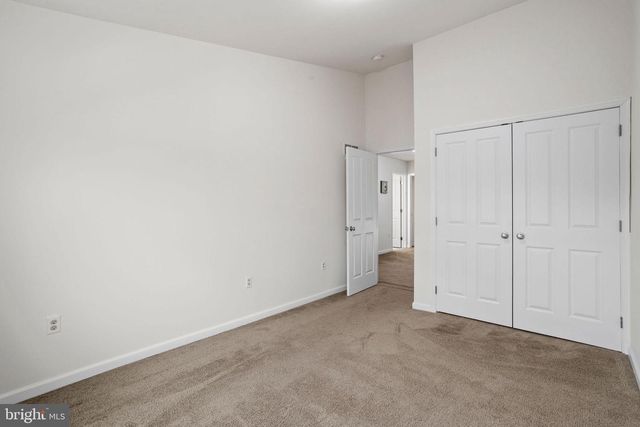 22 CROCKETT LN, Ewing, NJ 08628